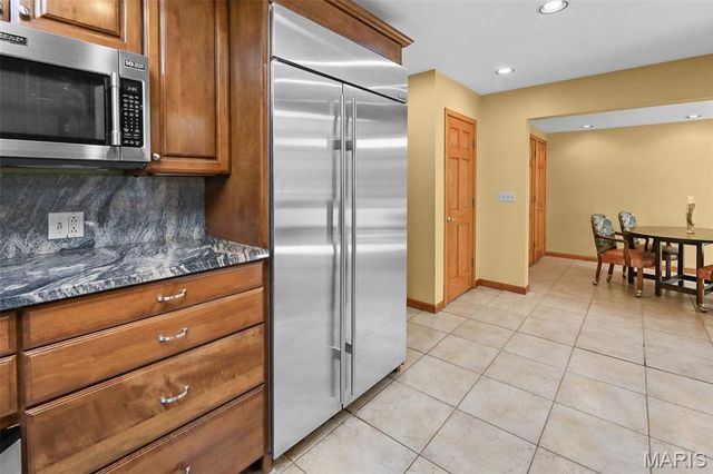 1 Saint Andrews Drive, Belleville, IL 62223