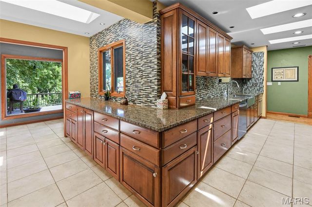 1 Saint Andrews Drive, Belleville, IL 62223