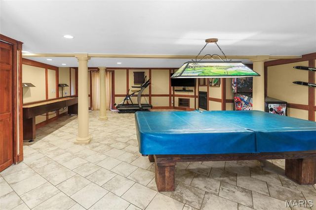 1 Saint Andrews Drive, Belleville, IL 62223