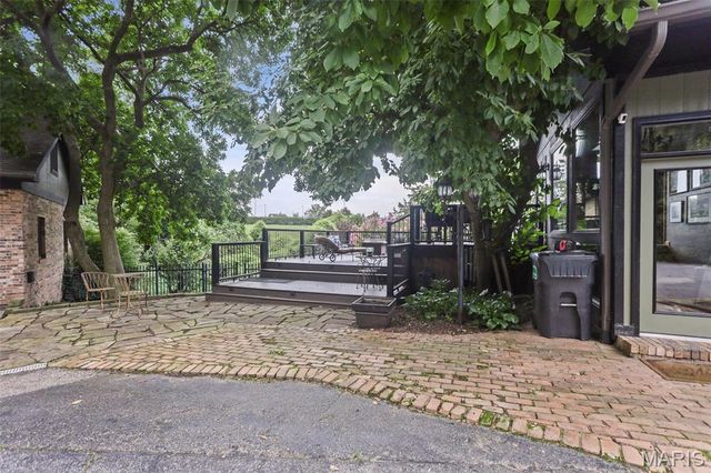 1 Saint Andrews Drive, Belleville, IL 62223