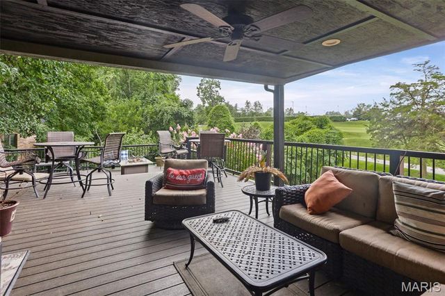 1 Saint Andrews Drive, Belleville, IL 62223