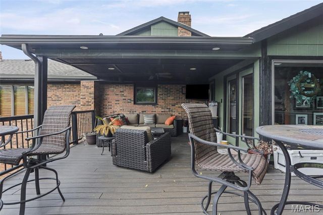 1 Saint Andrews Drive, Belleville, IL 62223