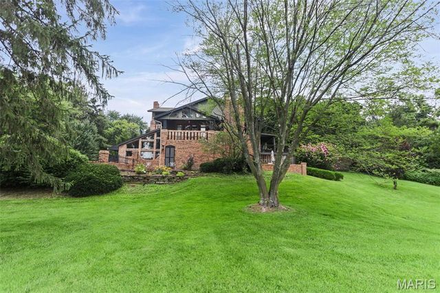 1 Saint Andrews Drive, Belleville, IL 62223