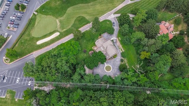 1 Saint Andrews Drive, Belleville, IL 62223
