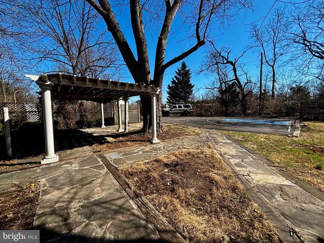 8122 JOHN MOSBY HWY., Boyce, VA 22620