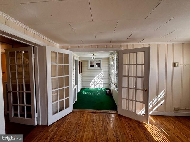 8122 JOHN MOSBY HWY., Boyce, VA 22620