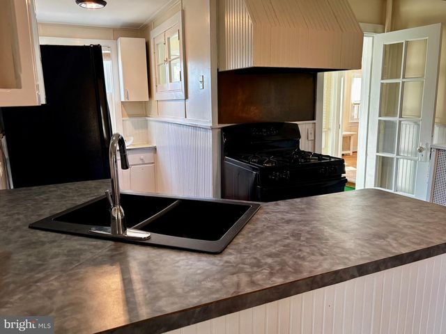 8122 JOHN MOSBY HWY., Boyce, VA 22620