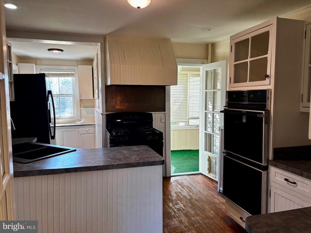 8122 JOHN MOSBY HWY., Boyce, VA 22620