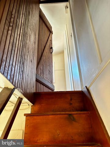 8122 JOHN MOSBY HWY., Boyce, VA 22620