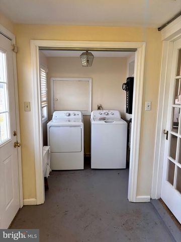 8122 JOHN MOSBY HWY., Boyce, VA 22620