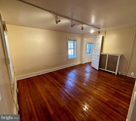 8122 JOHN MOSBY HWY., Boyce, VA 22620