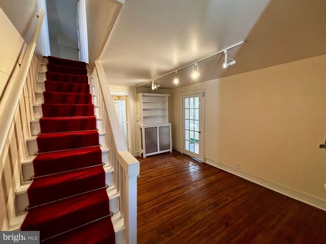 8122 JOHN MOSBY HWY., Boyce, VA 22620