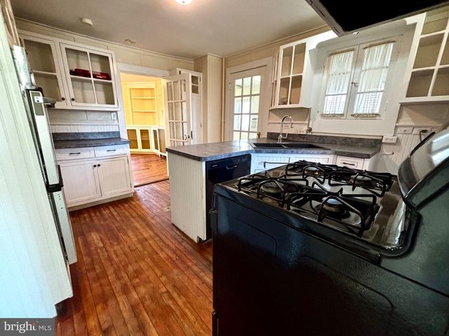 8122 JOHN MOSBY HWY., Boyce, VA 22620