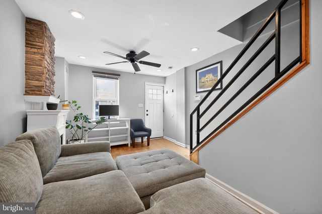 2141 E ALBERT ST, Philadelphia, PA 19125