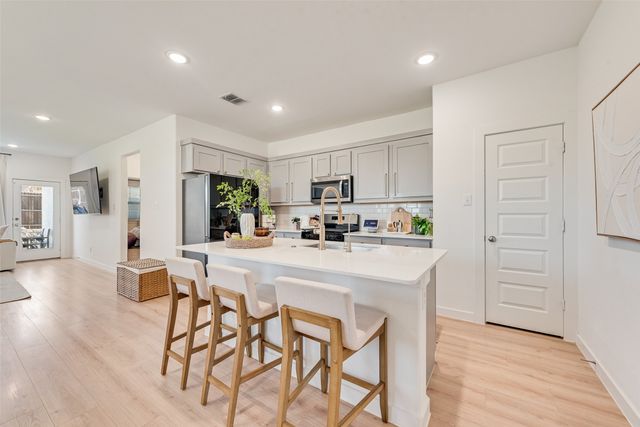 5011 Emerald Hill Drive, Princeton, TX 75071