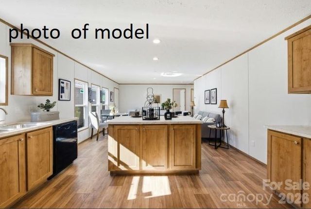 877 Biggerstaff Loop E, Nebo, NC 28761