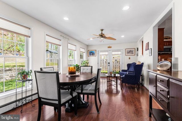 413 CAMELOT DR, Brookhaven, PA 19015