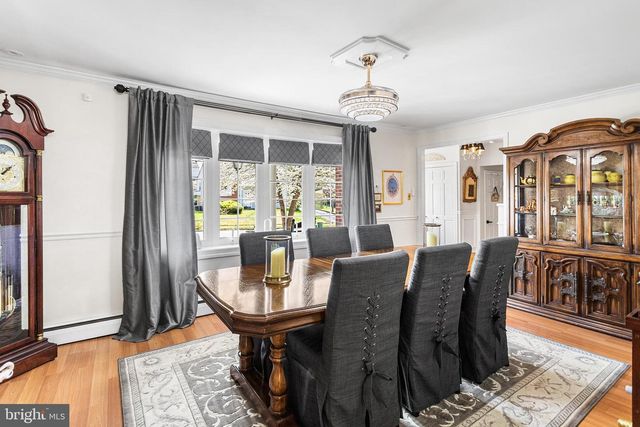 413 CAMELOT DR, Brookhaven, PA 19015