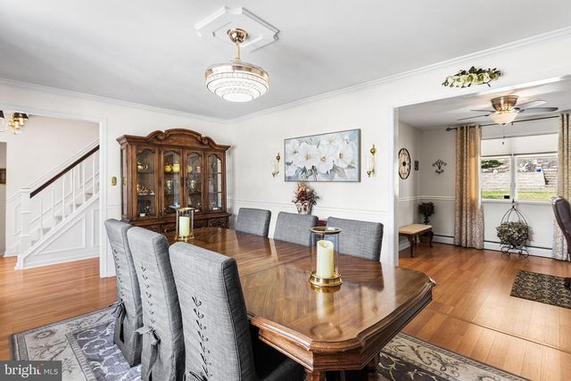 413 CAMELOT DR, Brookhaven, PA 19015