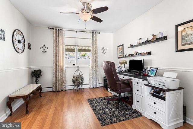 413 CAMELOT DR, Brookhaven, PA 19015