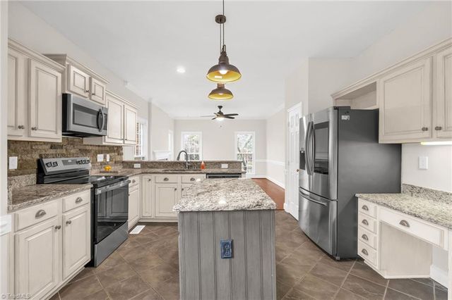 2304 Bayleaf Court, Greensboro, NC 27455