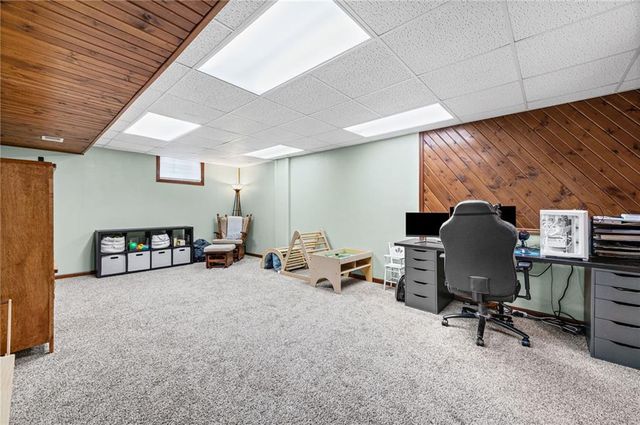 6015 Alden Street, Shawnee, KS 66216