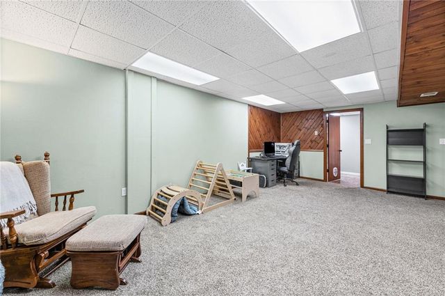 6015 Alden Street, Shawnee, KS 66216