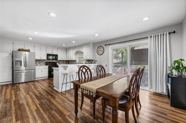 6015 Alden Street, Shawnee, KS 66216