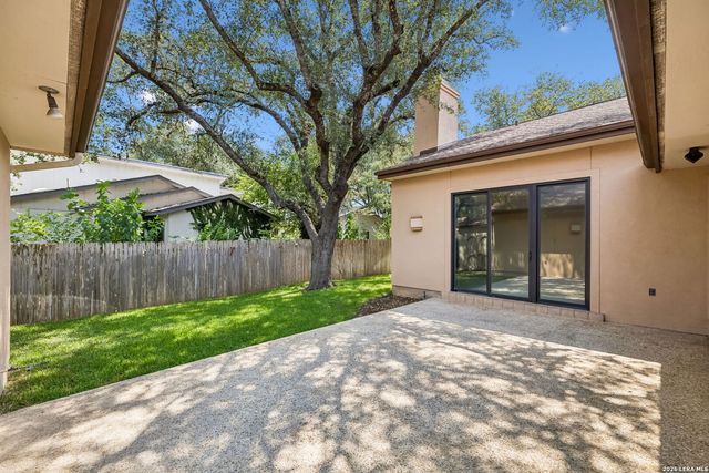 1531 VISTA HILL ST, San Antonio, TX 78213
