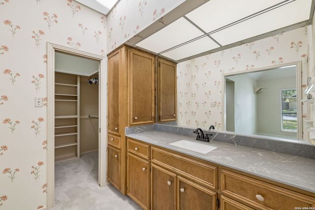 1531 VISTA HILL ST, San Antonio, TX 78213