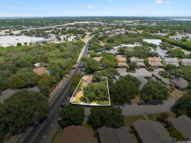 1531 VISTA HILL ST, San Antonio, TX 78213