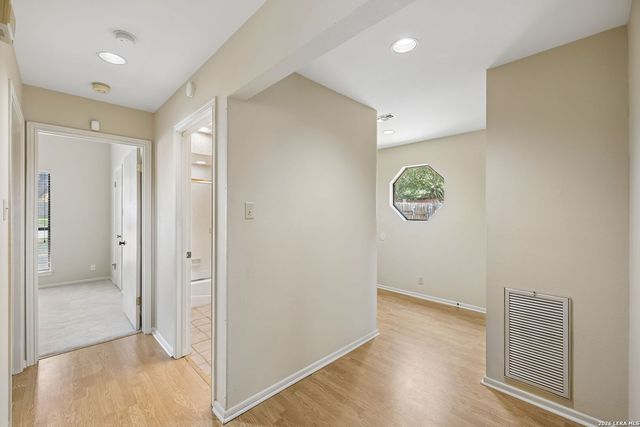 1531 VISTA HILL ST, San Antonio, TX 78213