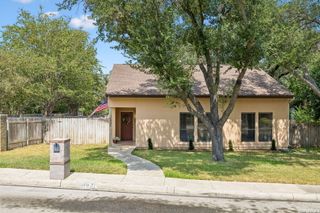 1531 VISTA HILL ST, San Antonio, TX 78213