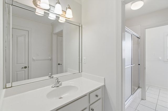 1831 GROVEWAY DR, Germantown, TN 38139