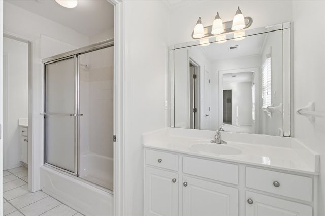 1831 GROVEWAY DR, Germantown, TN 38139