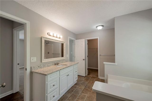 252 Amber Way, Dallas, GA 30157