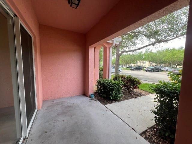 132 SW Peacock Boulevard 17-104, Port St. Lucie, FL 34986
