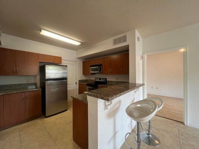 132 SW Peacock Boulevard 17-104, Port St. Lucie, FL 34986