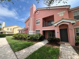 132 SW Peacock Boulevard 17-104, Port St. Lucie, FL 34986