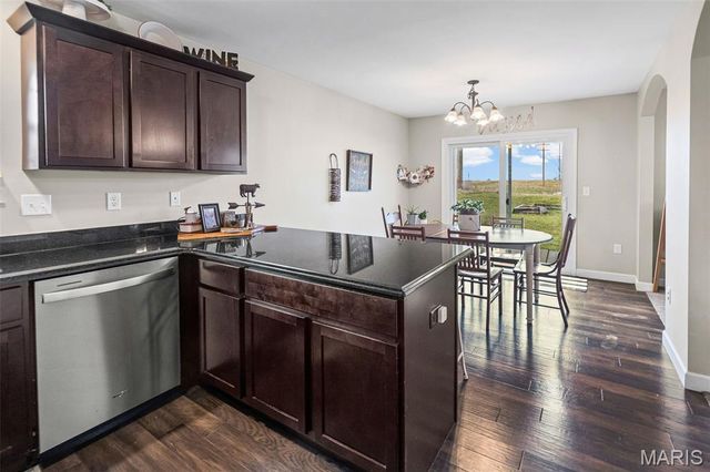 432 Mockingbird Lane, Waterloo, IL 62298