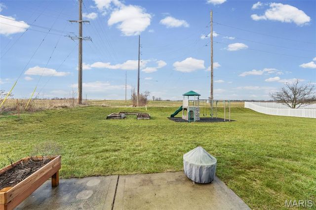 432 Mockingbird Lane, Waterloo, IL 62298