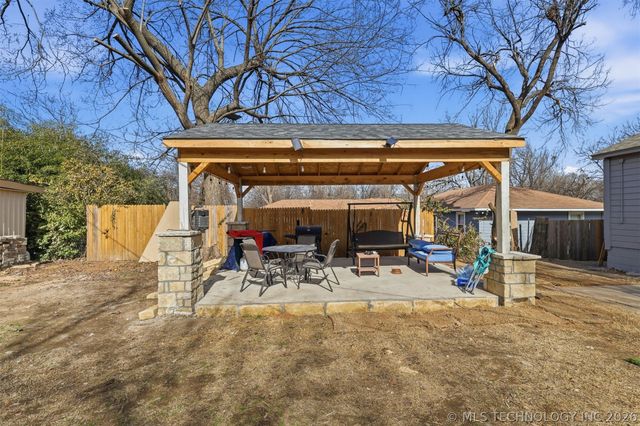 2018 N Delaware Place, Tulsa, OK 74110