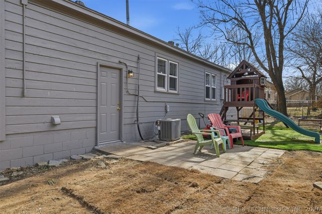 2018 N Delaware Place, Tulsa, OK 74110