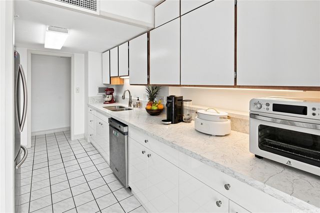 250 Ohua Avenue 9C, Honolulu, HI 96815
