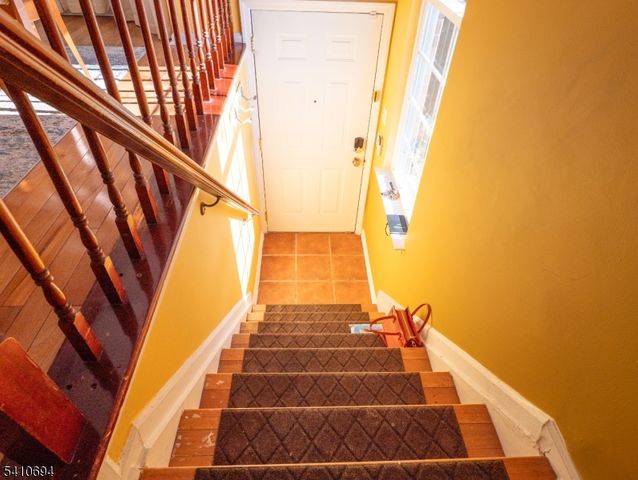 37 Boston Ct, Newark City, NJ 07103