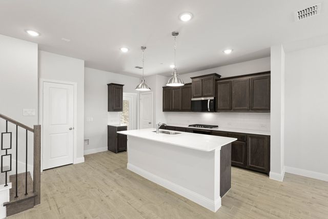 1983 Gentle Oak Trail, Corinth, TX 76210