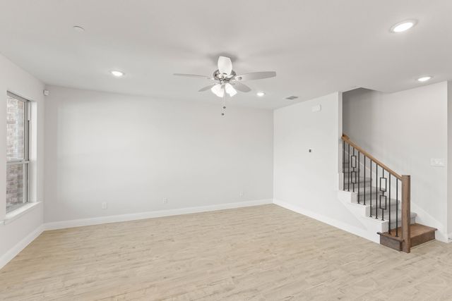 1983 Gentle Oak Trail, Corinth, TX 76210