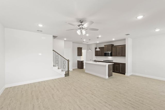 1983 Gentle Oak Trail, Corinth, TX 76210
