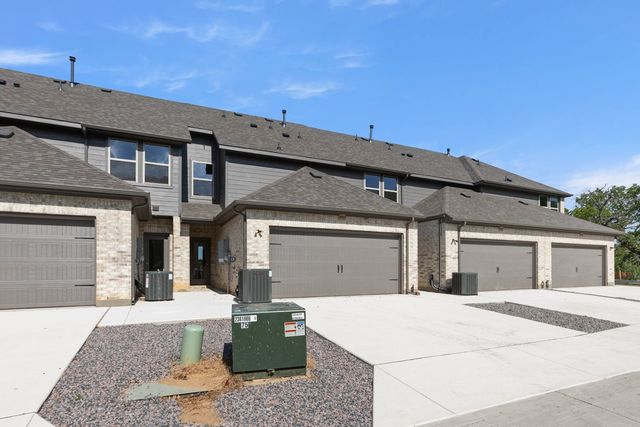 1983 Gentle Oak Trail, Corinth, TX 76210
