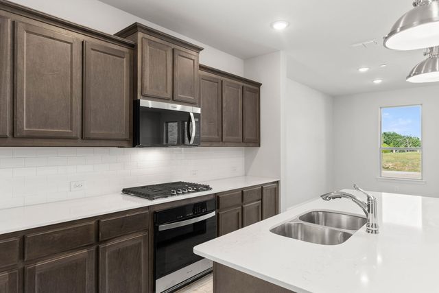 1983 Gentle Oak Trail, Corinth, TX 76210